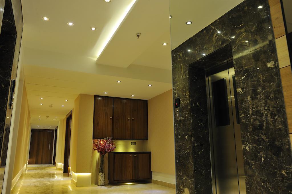 Hotel Niharika Kolkata Luaran gambar